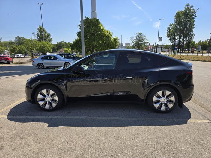 TESLA MODEL Y RWD (Automata)