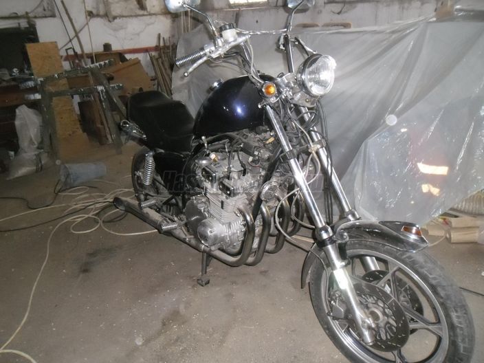 SUZUKI GS 750 L