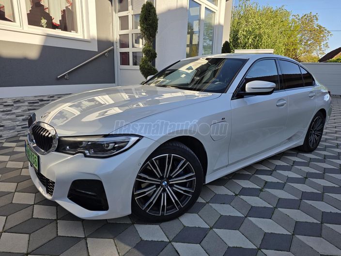 BMW 330 330e M Sport (Automata)