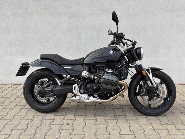 BMW R 12