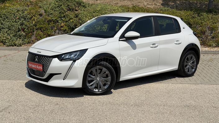PEUGEOT 208 e208 50kWh Allure