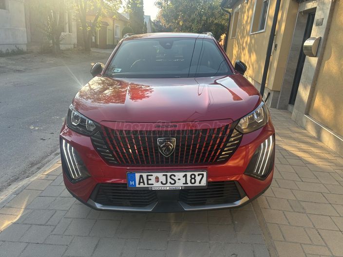 PEUGEOT 2008 1.2 PureTech Allure EAT8