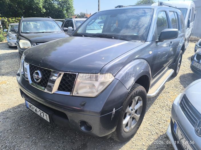 NISSAN PATHFINDER 2.5 Tdi SE (Automata)