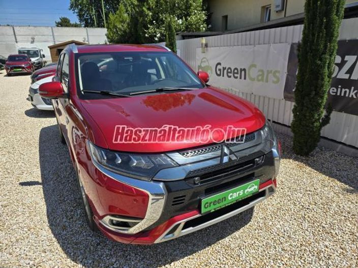 MITSUBISHI OUTLANDER 2.4 PHEV Instyle Premium 4WD CVT