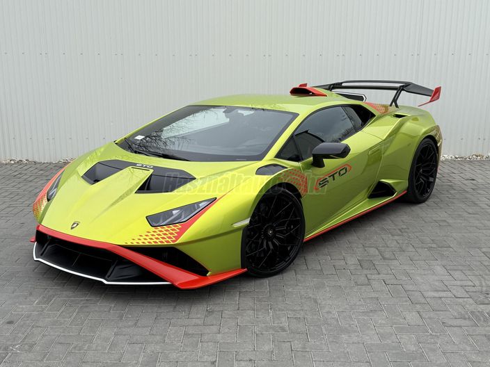 LAMBORGHINI HURACÁN
