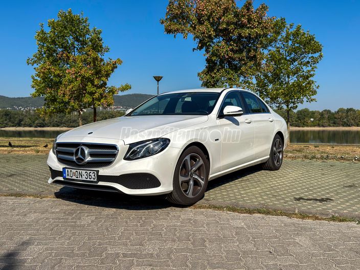 MERCEDES-BENZ E 300 e 9G-TRONIC EQ Power