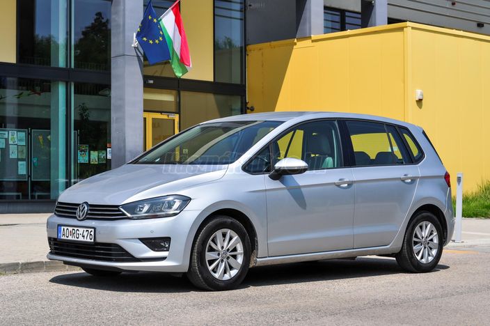 VOLKSWAGEN GOLF SPORTSVAN 1.4 TSI BMT Comfortline DSG