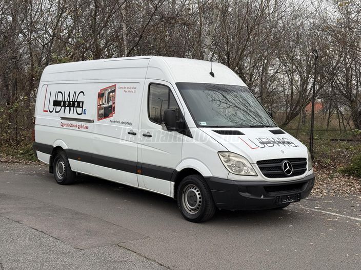 MERCEDES-BENZ SPRINTER 318 CDI L 906.637.13