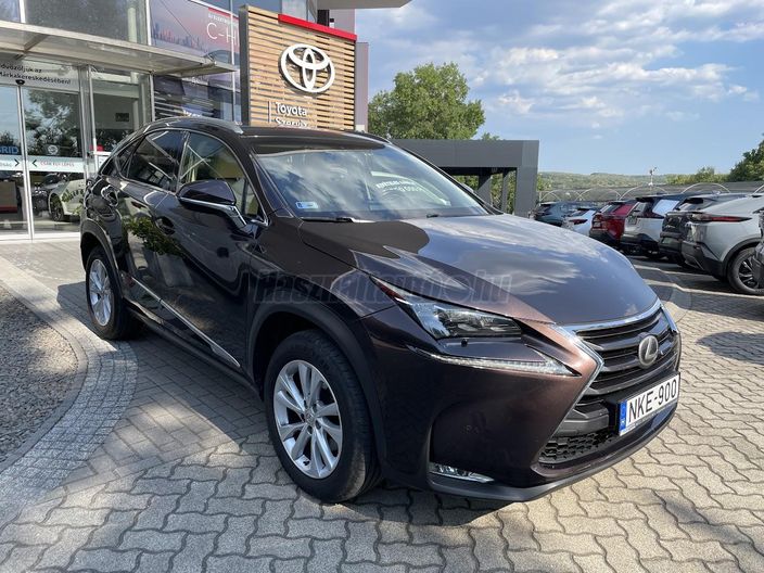 LEXUS NX 200t Luxury (Automata)