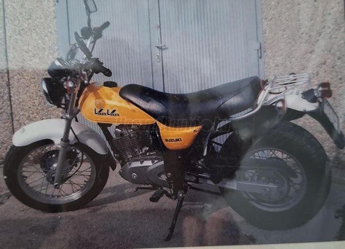 SUZUKI RV 125