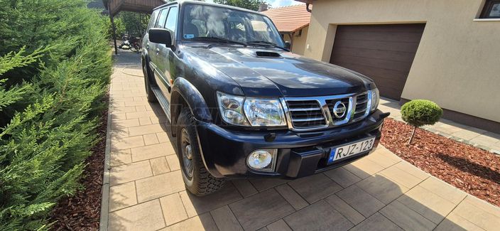 NISSAN PATROL GR 3.0 Di Elegance