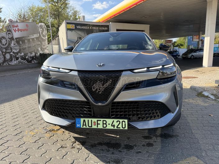 ALFA ROMEO JUNIOR BEV Intensa 54kWh