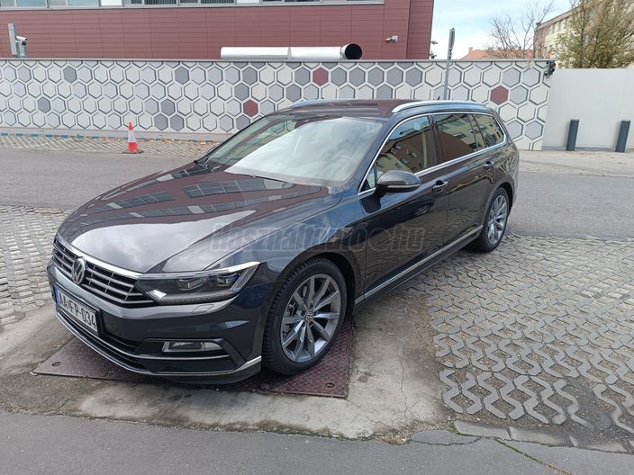VOLKSWAGEN PASSAT VIII Variant 2.0 TSI BMT Highline DSG