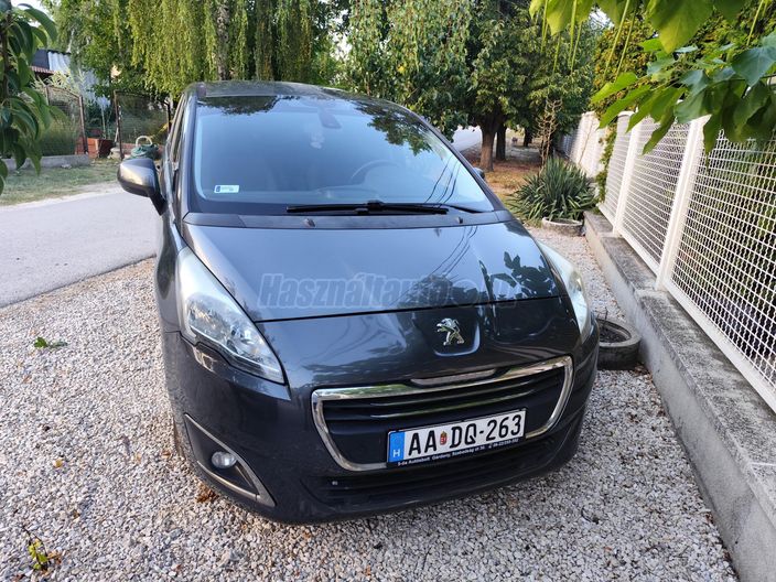 PEUGEOT 5008 1.6 HDi Active