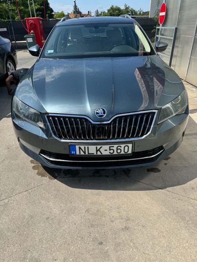 SKODA SUPERB Combi 2.0 TDI SCR Style 4x4 DSG