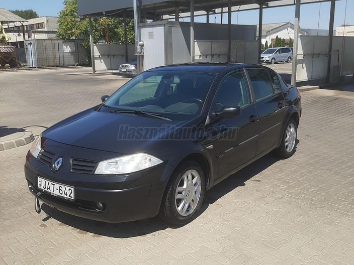RENAULT MEGANE Limousine 1.6 Authentique Plus