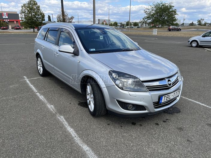 OPEL ASTRA H Caravan 1.9 CDTI Cosmo