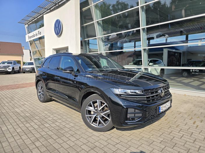 VOLKSWAGEN TOUAREG 3.0 V6 TDI R-Line Tiptronic ic