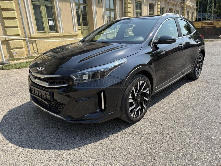 KIA XCEED 1.6 CRDi HP Hybrid X-Silver