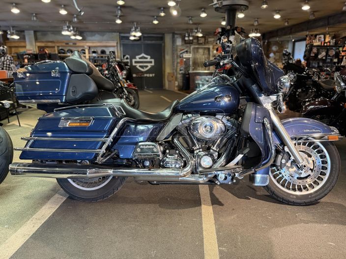 HARLEY-DAVIDSON ULTRA CLASSIC ELECTRA GLIDE