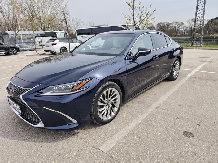 LEXUS ES 300h Luxury CVT