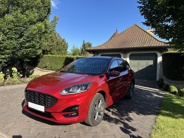 FORD KUGA 2.5 PHEV ST-Line X CVT