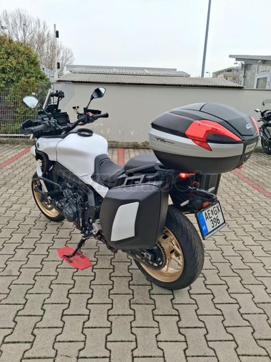 YAMAHA MT-09 TRACER
