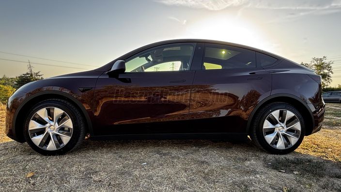 TESLA MODEL Y Long Range AWD (Automata)