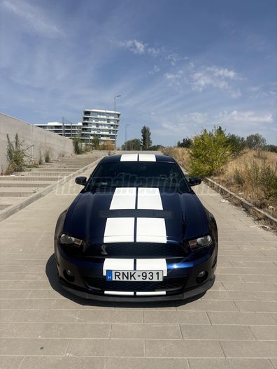 FORD MUSTANG Fastback 5.0 V8 GT (Automata)