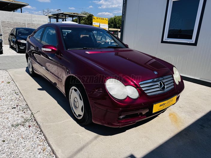 MERCEDES-BENZ C 180 Kompressor Sportcoupe (Automata)