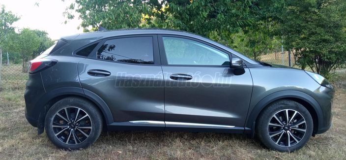FORD PUMA 1.0 EcoBoost Titanium