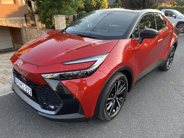 TOYOTA C-HR 2.0 PHEV Executive e-CVT