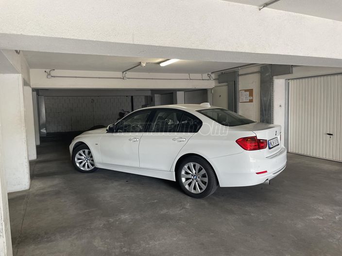 BMW 318 318d (Automata)