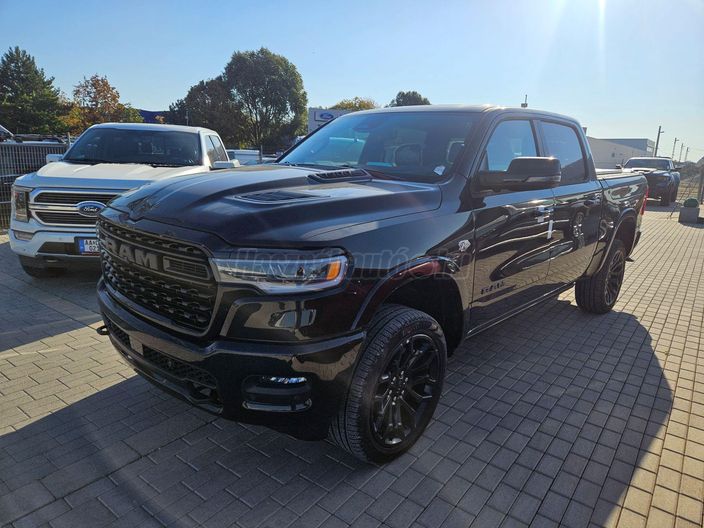 DODGE RAM 5.7 1500 4x4 Limited Night Edition (Automata)