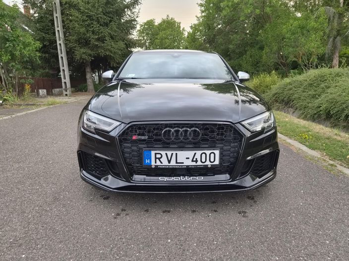 AUDI RS3 Limousine 55 TFSI quattro S-tronic