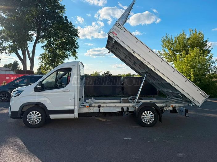 MAXUS E-DELIVER 9