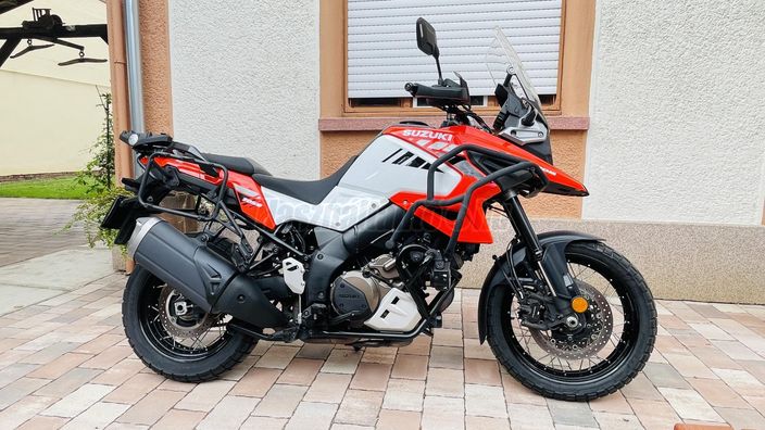 SUZUKI V-STROM 1050 XT ABS