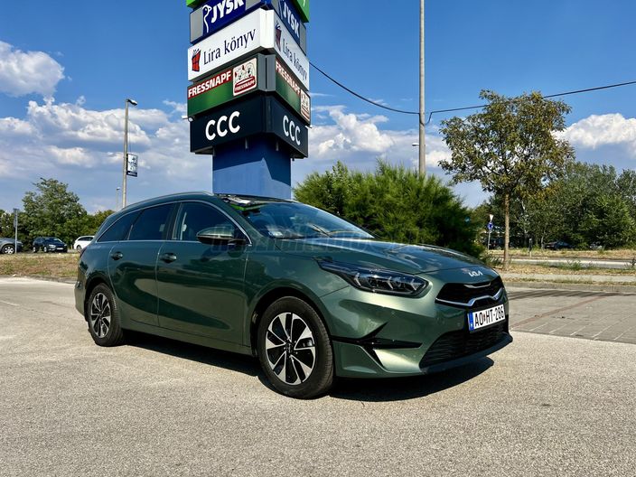 KIA CEE'D Ceed SW 1.5 T-GDI Gold