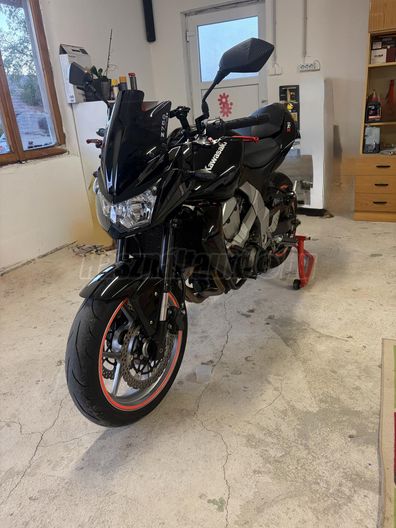 KAWASAKI Z 750