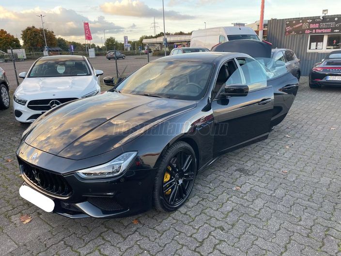 MASERATI GHIBLI 2.0 Hybrid GT (Automata)