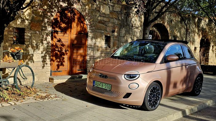 FIAT 500 500e Cabrio La Prima 42kWh (Automata)