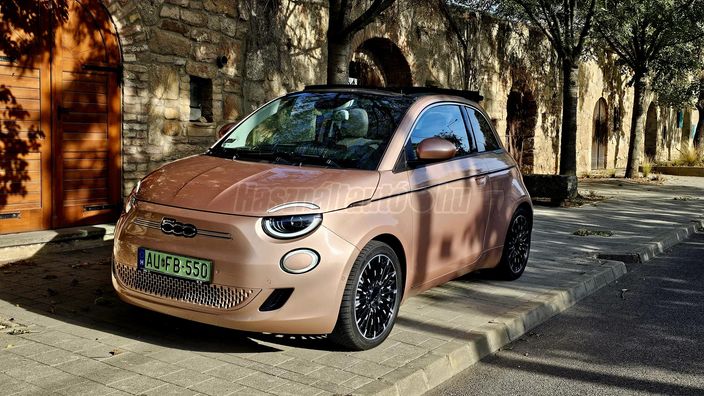 FIAT 500 500e Cabrio La Prima 42kWh (Automata)
