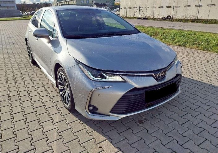 TOYOTA COROLLA Sedan 1.5 Active