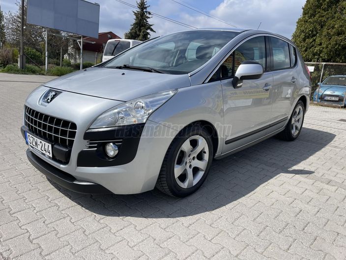 PEUGEOT 3008 1.6 HDi Premium