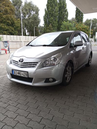 TOYOTA VERSO 2.0 D-4D Sol Navi