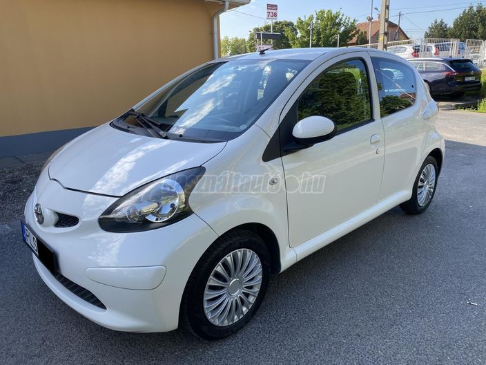 TOYOTA AYGO 1.0 Plusz AC