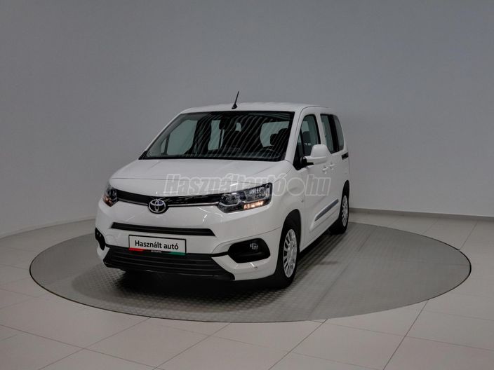 TOYOTA PROACE City Verso 1.2T Shuttle L1H1