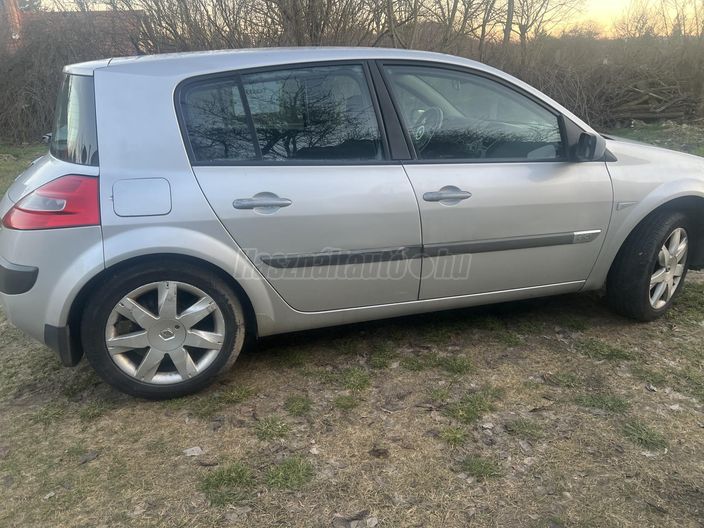 RENAULT MEGANE 1.5 dCi Dynamique