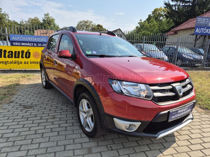 DACIA SANDERO 0.9 TCe Stepway Arctic Easy-R