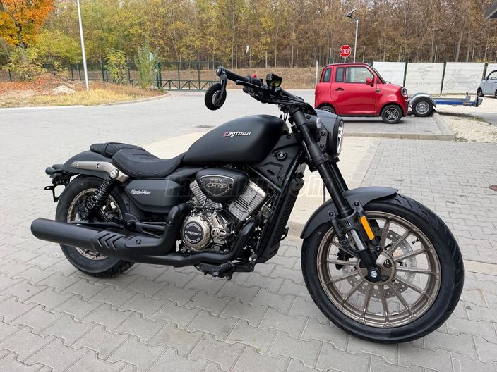 DAYTONA ROCKSTAR V2 450 készleten HA STÍLUST KERESEL MEGÉRKEZTÉL (VOGE BLOKK)
